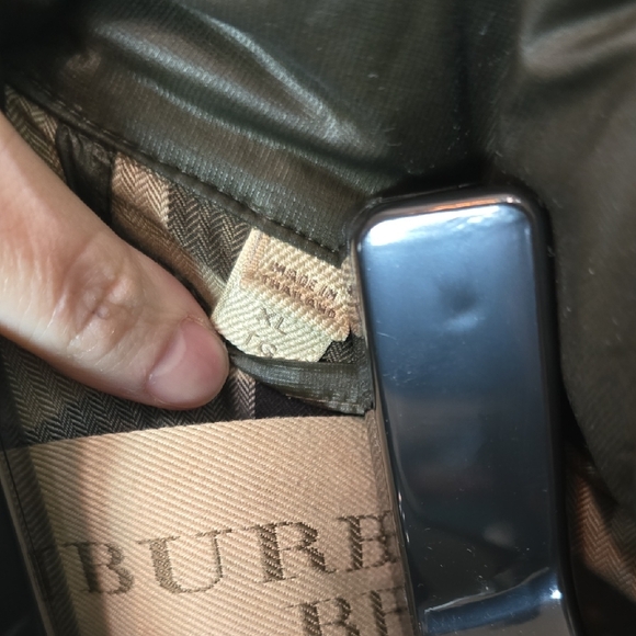 Burberry Brit Olive Puffer Jacket Size XL - Picture 4 of 16
